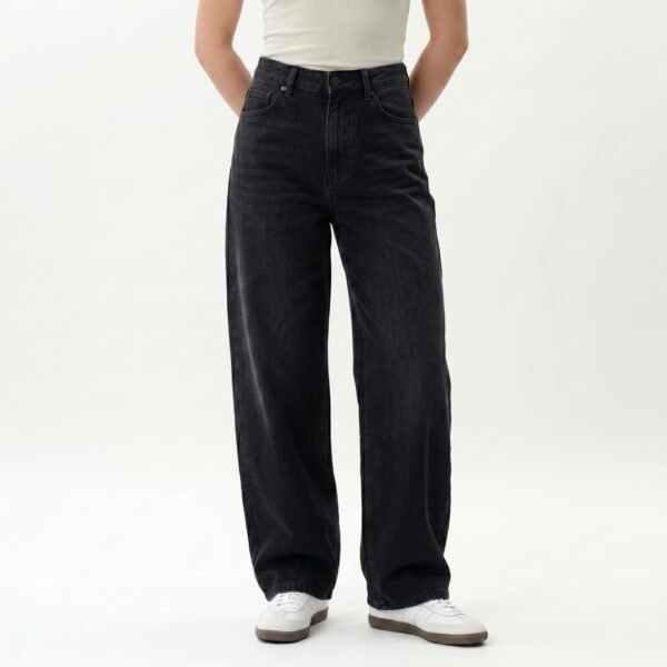 Off-Duty Wide Leg