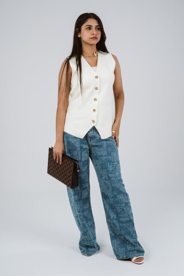Vist_63_one_size__880_Jeans_36_30_32_34_36_38_40_1400_bag_50_1450__2-2.jpg – White